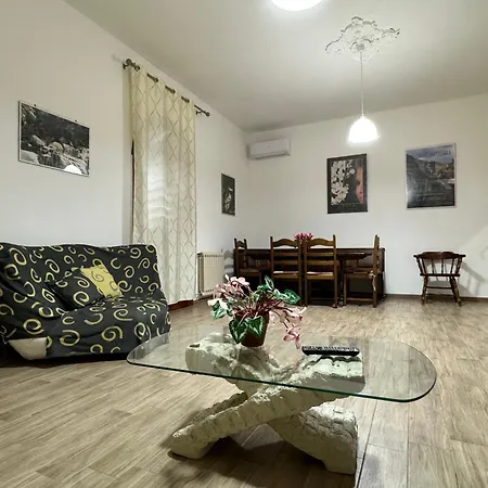 Apartman Rocamar Avola